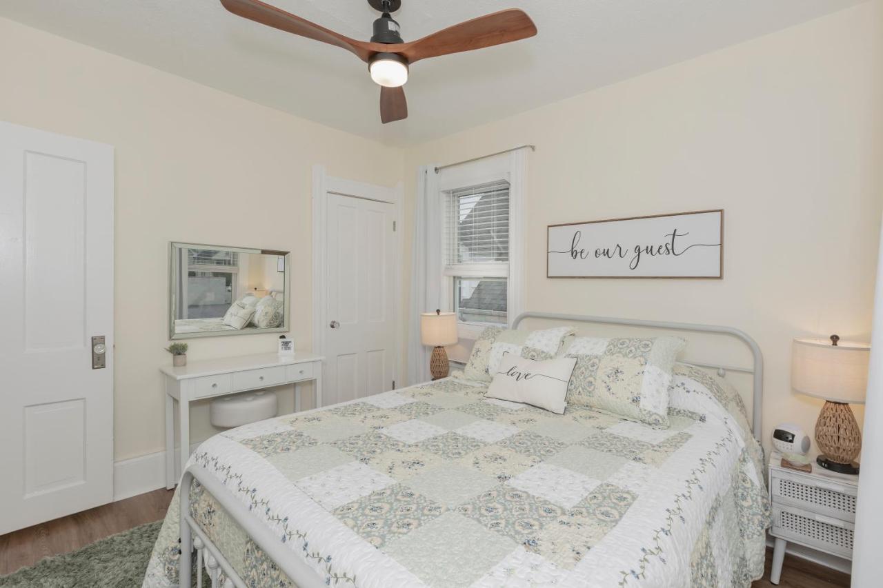 In The Heart Of Little Italy! Free Parking! Cleveland Exterior foto
